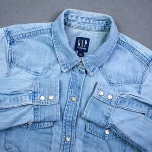 GAP Denim Western Pearl Snap Shirt Light Wash Pearl Snap Long Sleeve Women XS